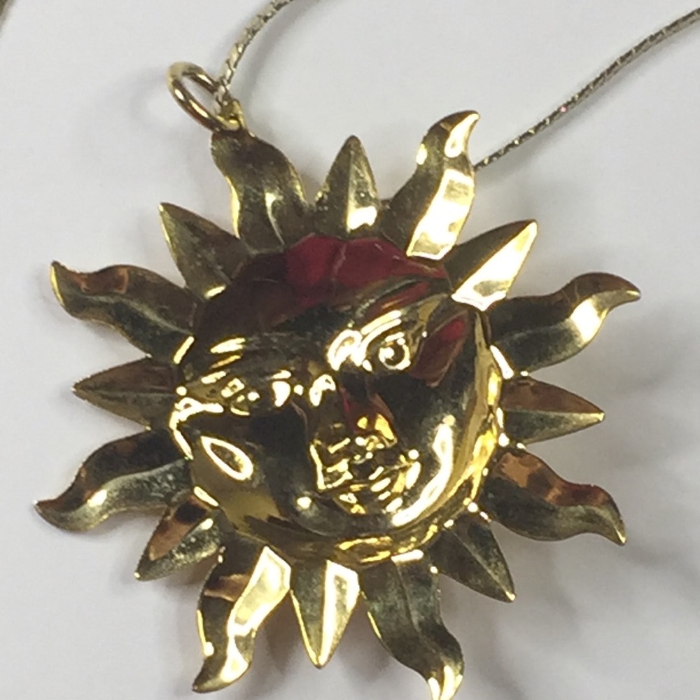 Sun ๐ Pendant - Picture 4 of 5